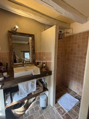 Salles de bain - Maison Historique avec Cour en Hyper Centre de Châteauroux