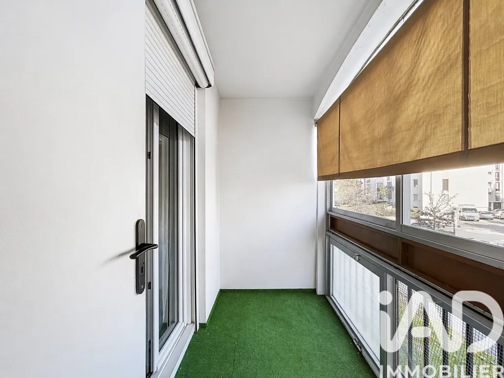 Rõdu - Bright T3 Apartment with Loggia in Perpignan