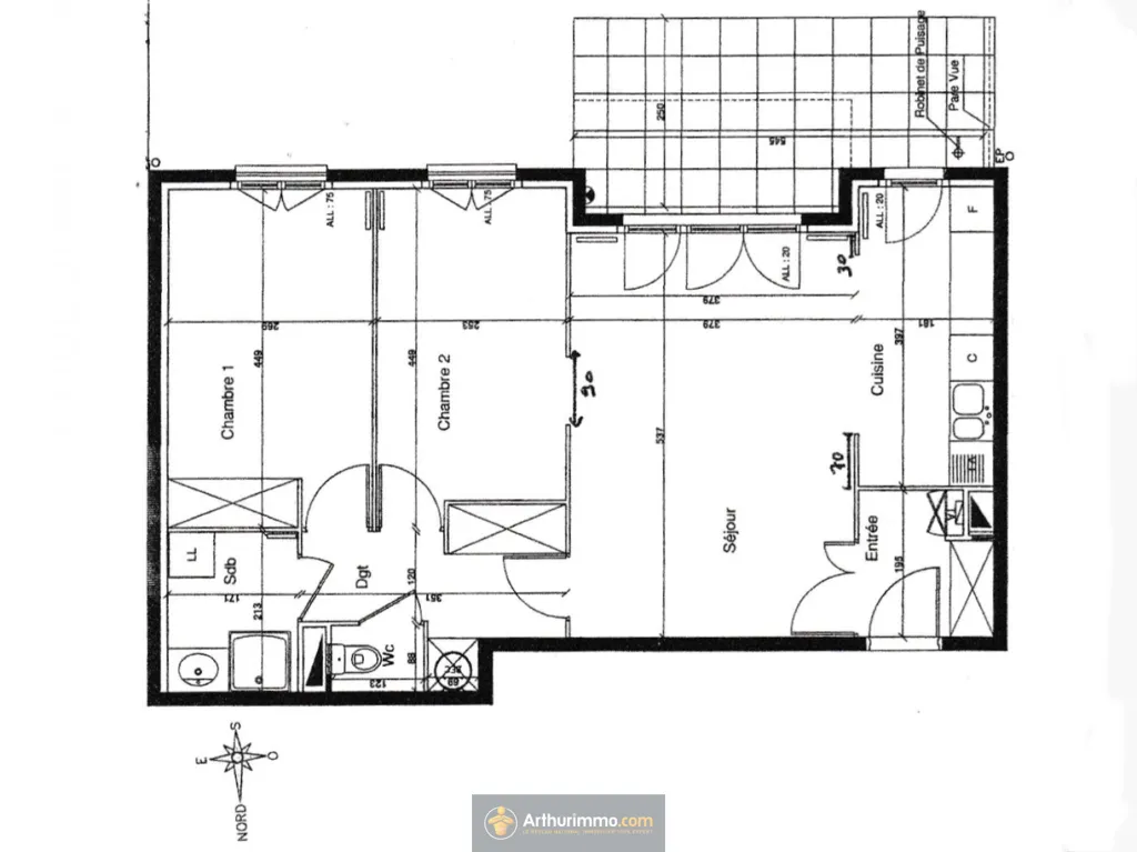 Plaan - Refurbished 3-Bed Flat with Terrace in Coulommiers
