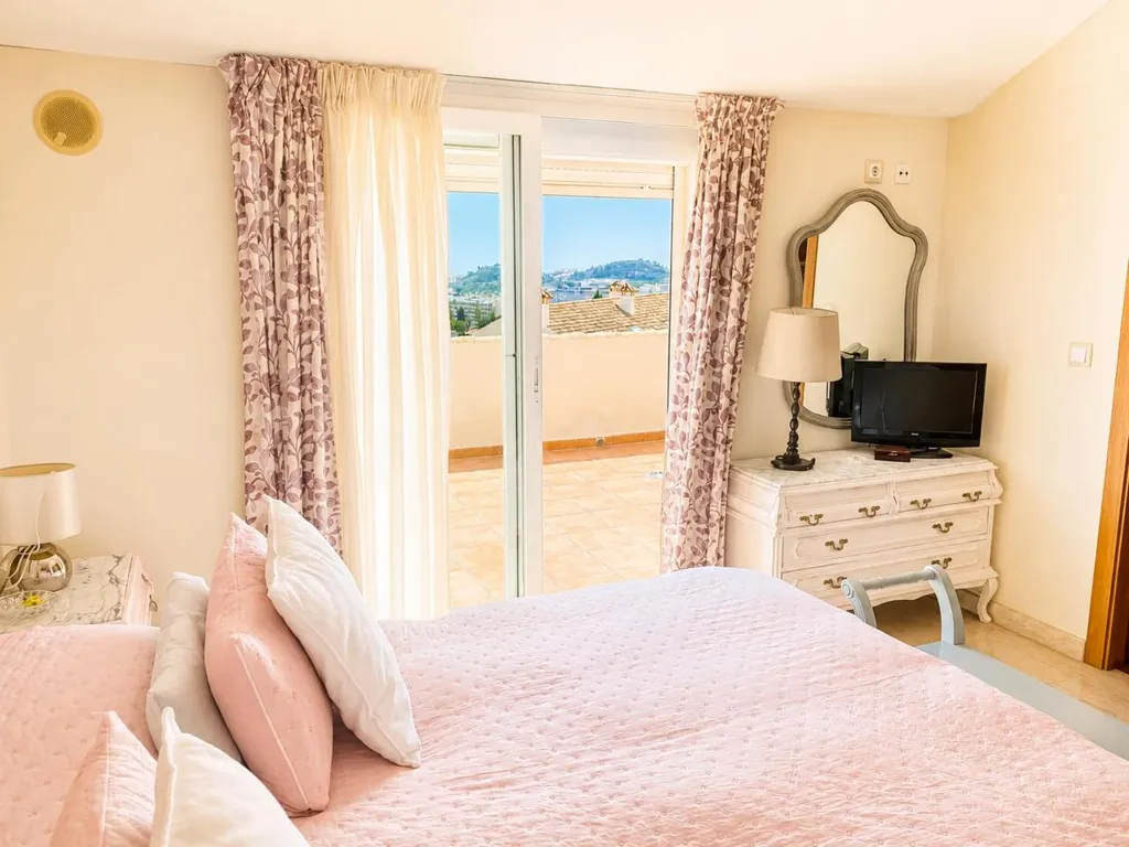 Magamistoad - Duplex with Sea Views in Benalmádena
