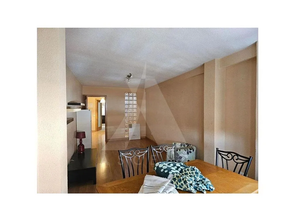 Söögituba - Duplex with Terrace in Móstoles Centre