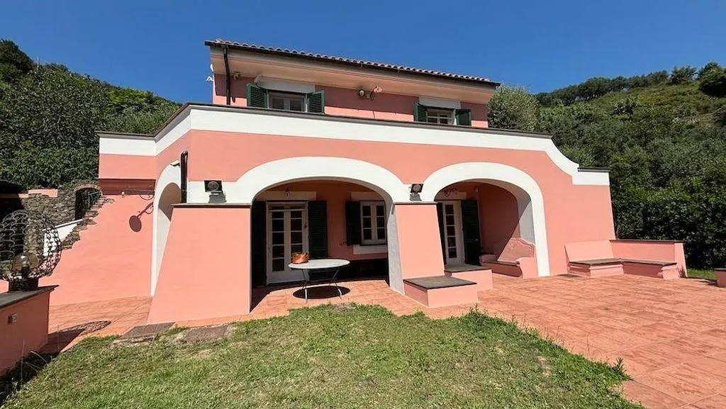 Välivaade - Luxury Villa with Sea View in Celle Ligure