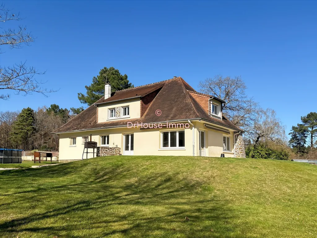Extérieur - Maison Familiale avec Piscine à Changé