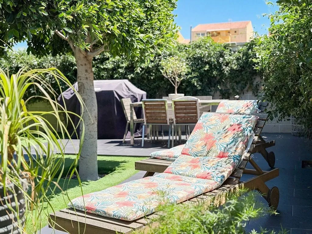 Garden - Villa with Pool and Terrace in Águilas
