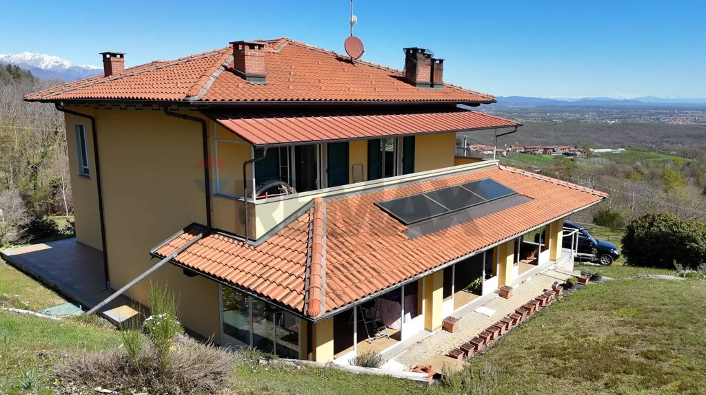 Esterno - Villa indipendente con parco privato a Magnano