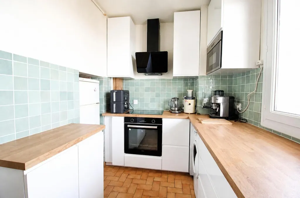 Cuisine - Appartement avec Balcon et Vue Panoramique à Cachan
