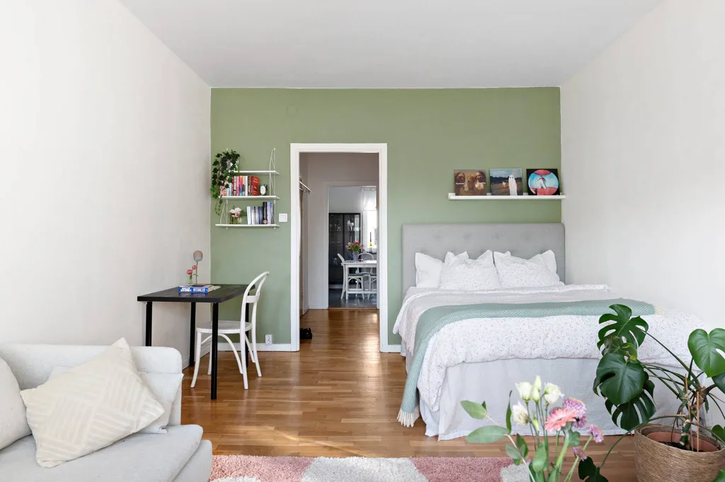 Bedrooms - Studio Flat with Garden in Stockholm