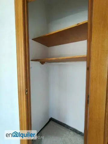 Pièces - Apartment with Balcony in City Centre