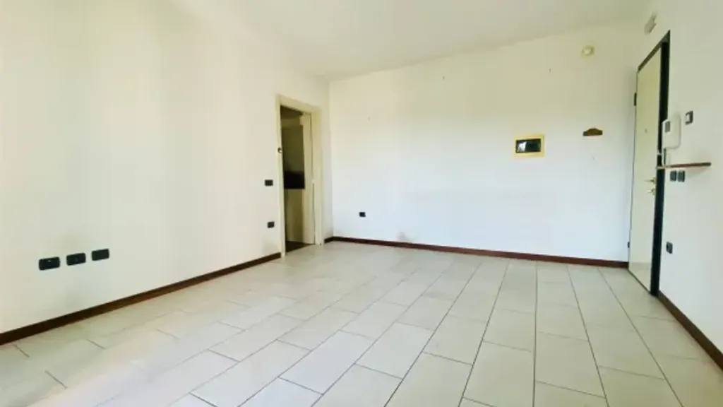 Pièces - Rented Apartment with Terrace in Lucca