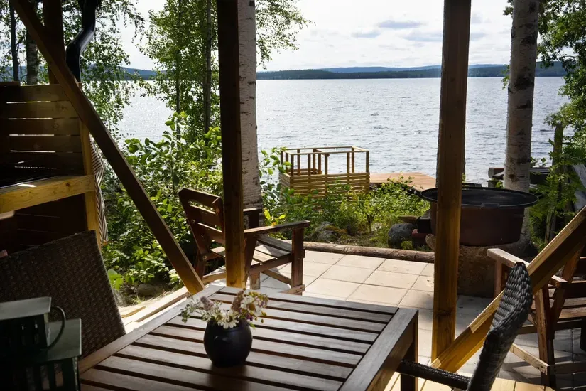 Terrasse - Off-Grid Cottage with Private Dock near Holmsjön