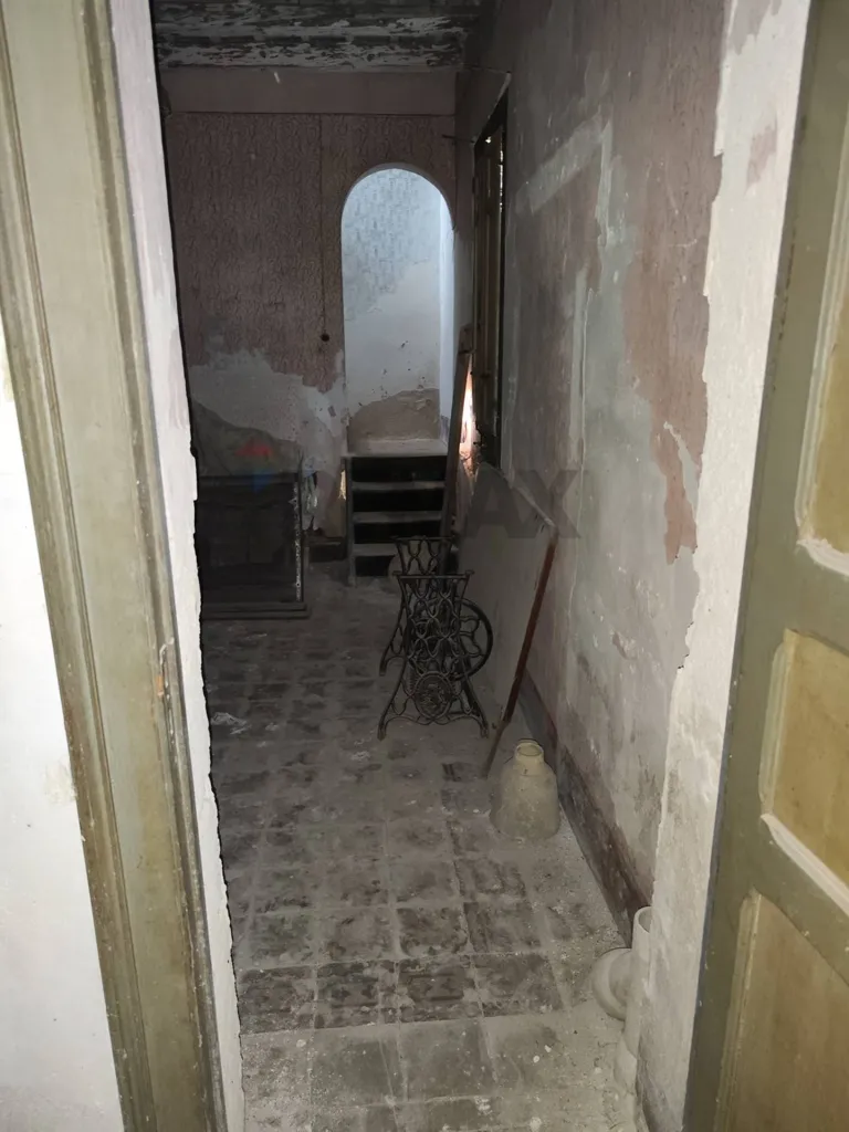 Esik - Buildable Land with Existing Structure in Trapani