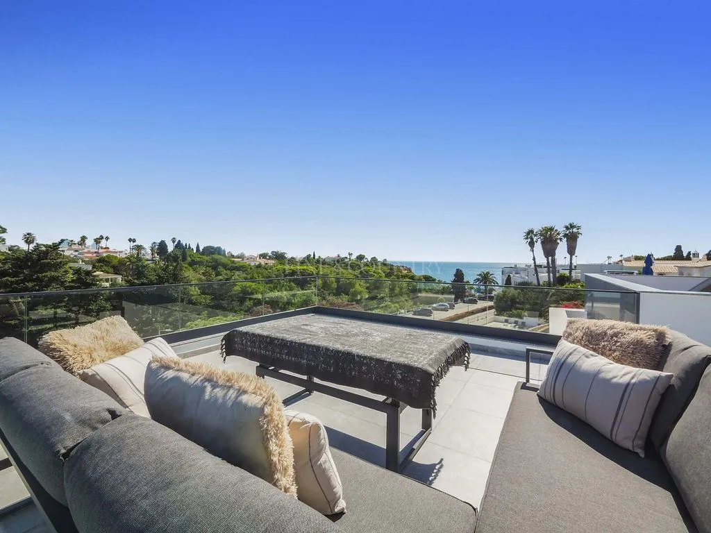 Terrasse - Contemporary Villa with Pool in Lagoa