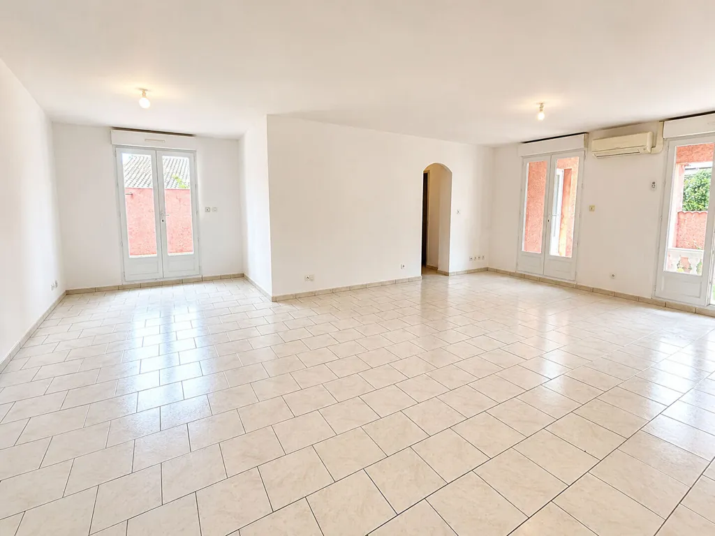 Soggiorno - Charming House with Patio in Saint-Marcel-sur-Aude