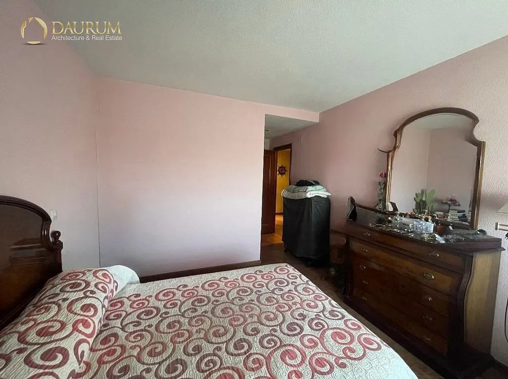 Chambres - 3-Bed Apartment with Terrace in Tres Cantos
