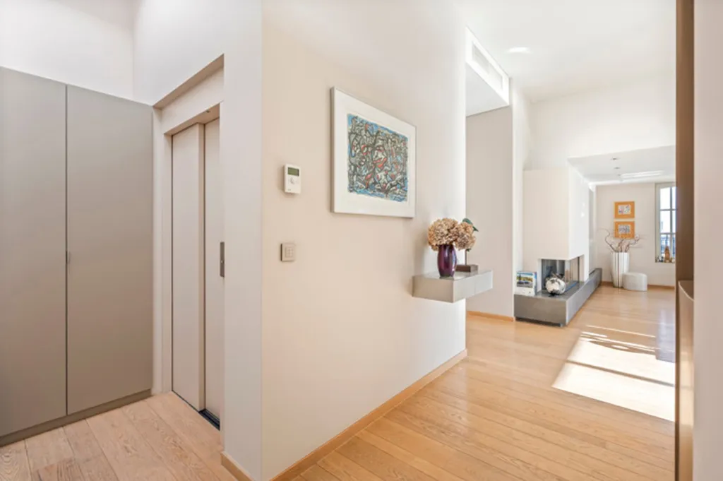 Esik - Penthouse with River View near Antwerp