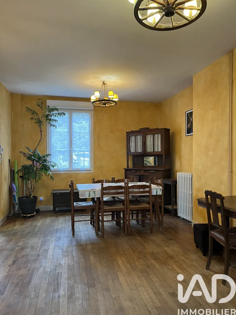 Salle à manger - Maison avec Dépendances et Terrain à Ayen