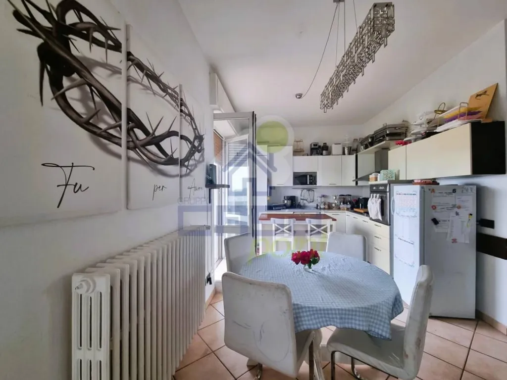 Söögituba - Modern Apartment with Balcony in Somaglia