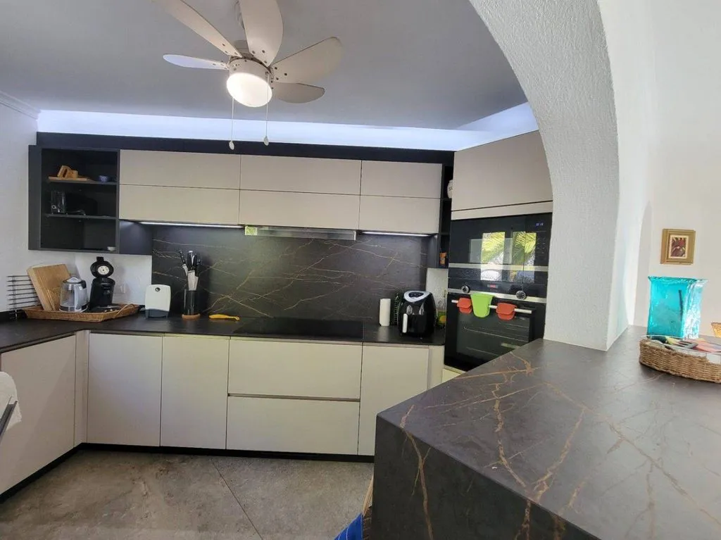 Cuisine - Luxury Villa with Pool in Calpe