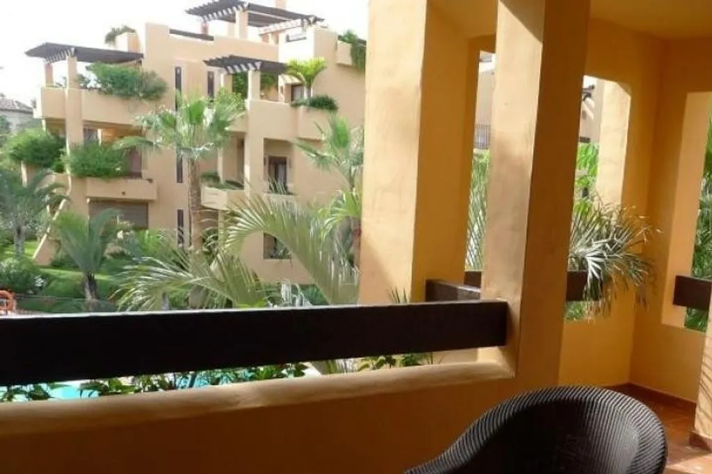 Balcon - Beachside Flat with Pool in Marbella
