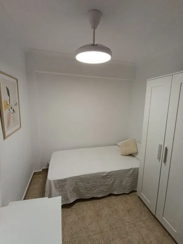 Magamistoad - Furnished Flat with Air Conditioning in Rochelambert