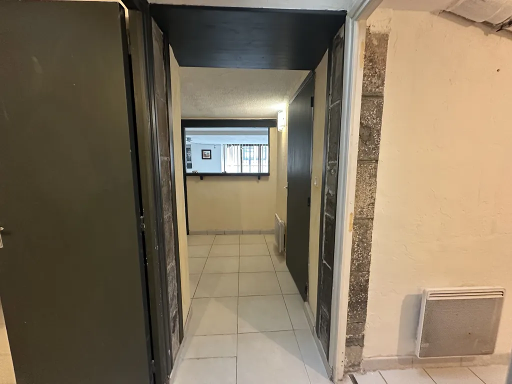 Entrée - Appartement Centre Ville avec Chambre Séparée à Clermont-Ferrand