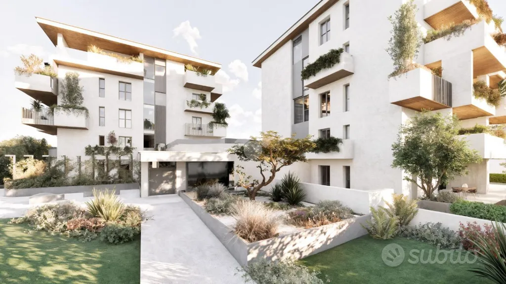 Modern Triplex with Garden in Parma