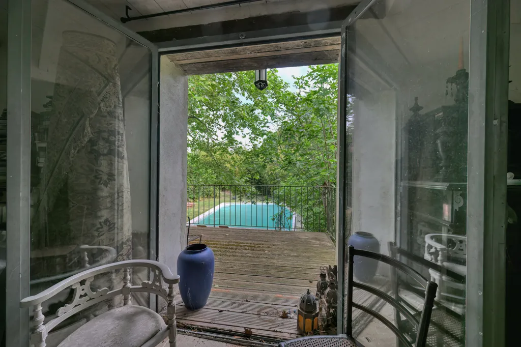 Terrasse - Moulin du 17e Siècle avec Piscine à Salinelles