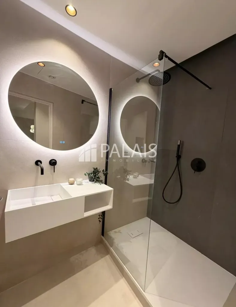 Vannitoad - Renovated Flat with Balcony near Garibaldi