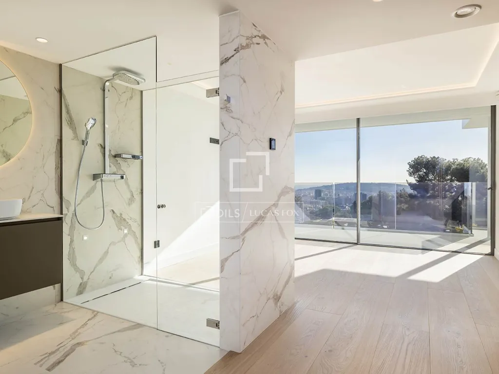 Vannitoad - New Build Villa with Panoramic Views in Pedralbes