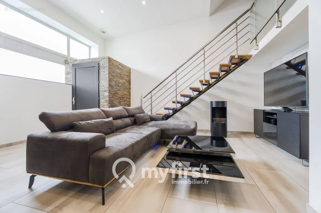 Soggiorno - Characterful Loft with Open Plan in Toulon
