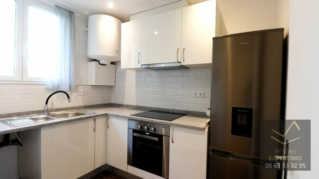 Kitchen - Bright 3-Bed Flat with Eiffel View in Clamart