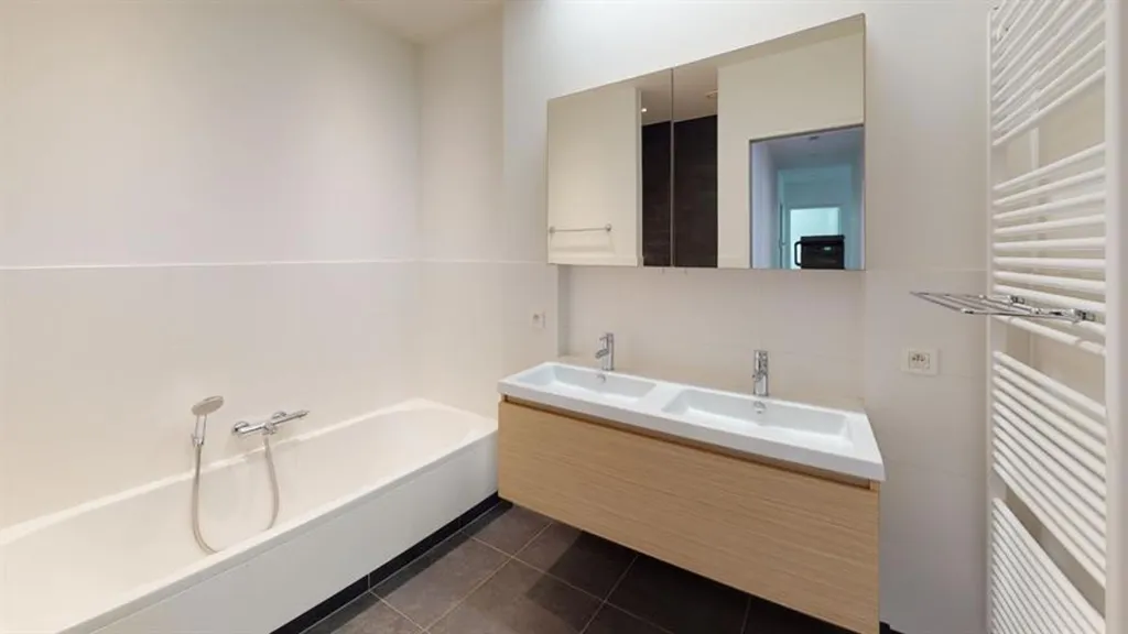 Vannitoad - City Apartment with Terrace in Antwerp