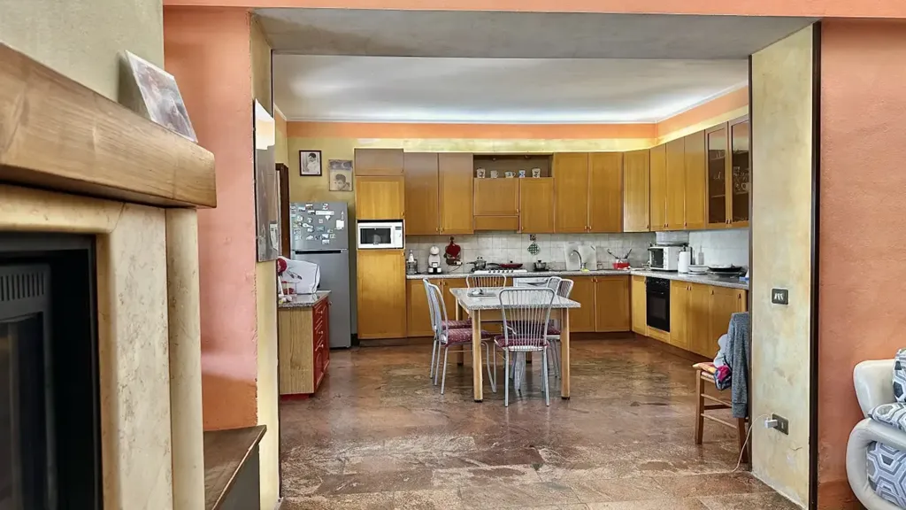 Maison 4 pièces à IT