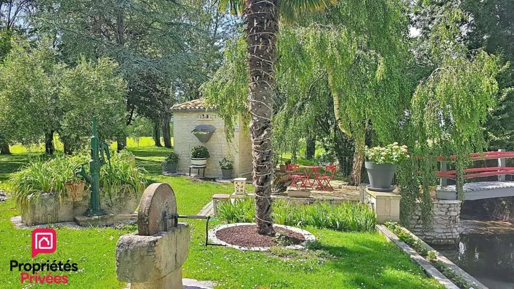 Aed - 18th Century Mill with Garden near Royan