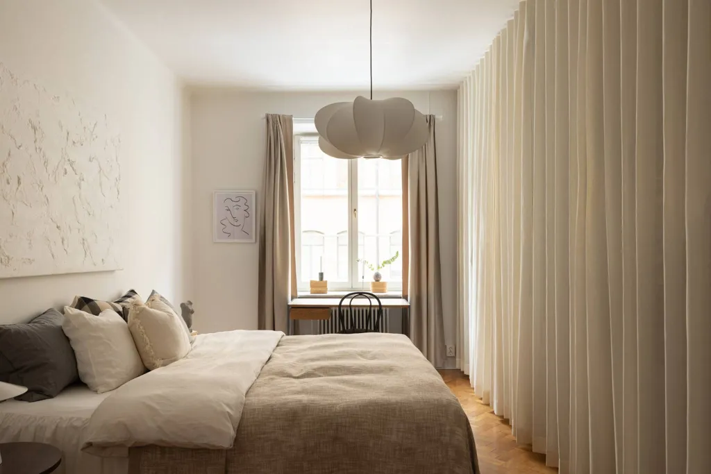 Chambres - Parisian-Style Flat with Balcony in Vasastan
