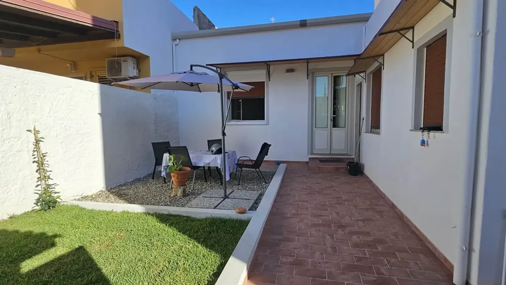 Terrasse - Villa with Garden in Torre Faro, Messina