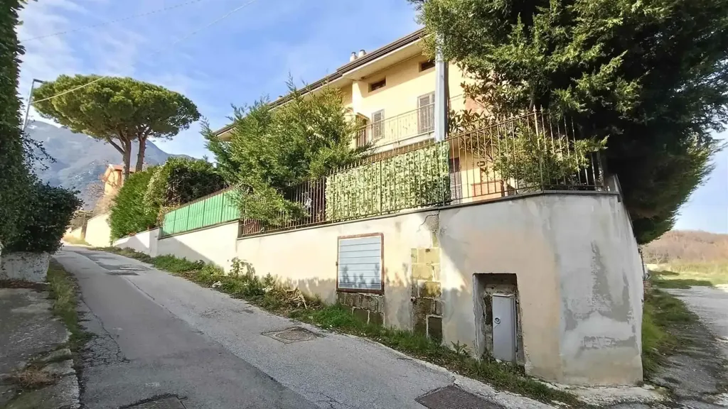 Välivaade - Villa with Garden near Avellino