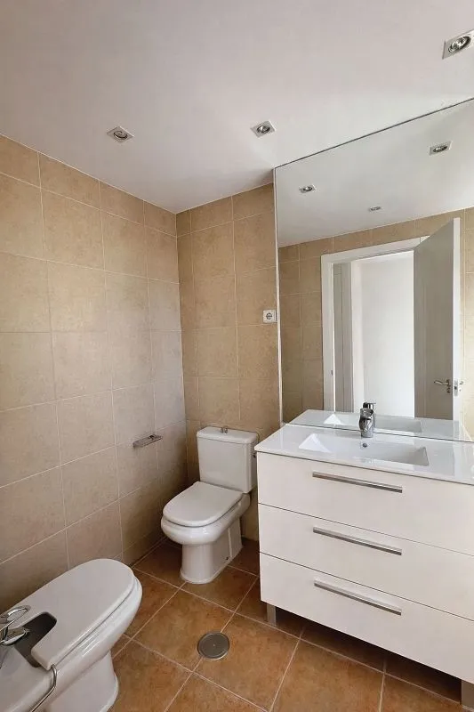 Vannitoad - Bright Apartment with Pool in Sanchinarro
