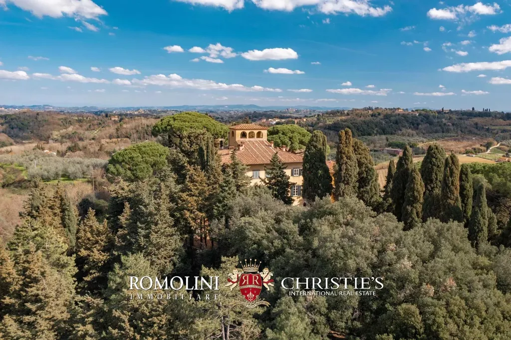 Õhuvaade - 18th-Century Villa with Panoramic Views near Pisa