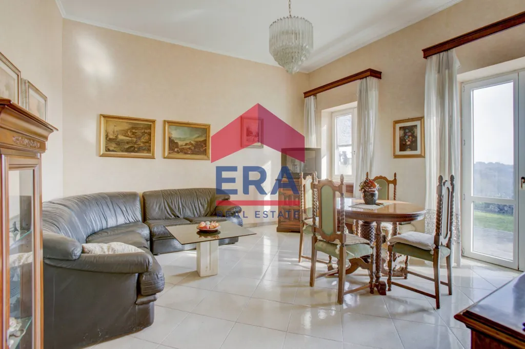 Séjour - Villa with 4.5-Hectare Park in Ardea