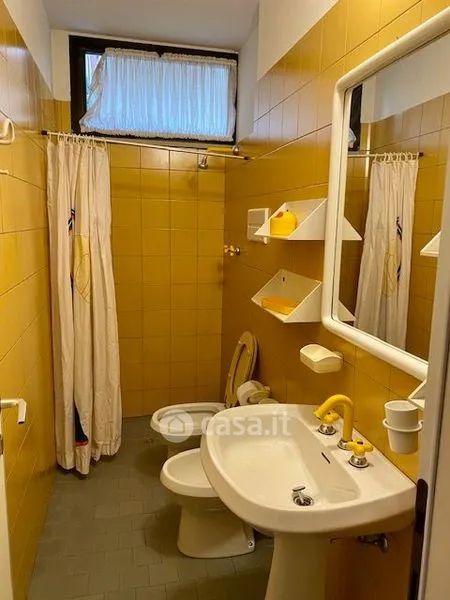 Vannitoad - Two-Level Apartment with Sea View in Riccione