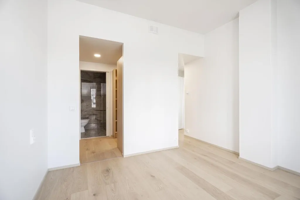 other_room