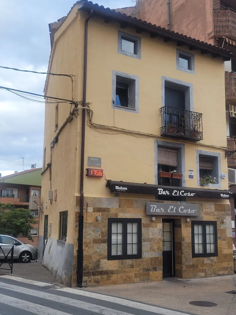 Välivaade - Four-Bedroom House with Terraces in Entrena
