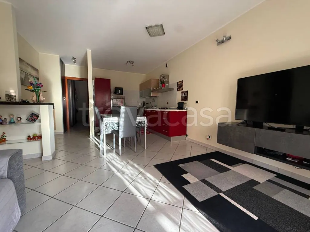 Soggiorno - Modern Studio with Balcony in Settimo Torinese