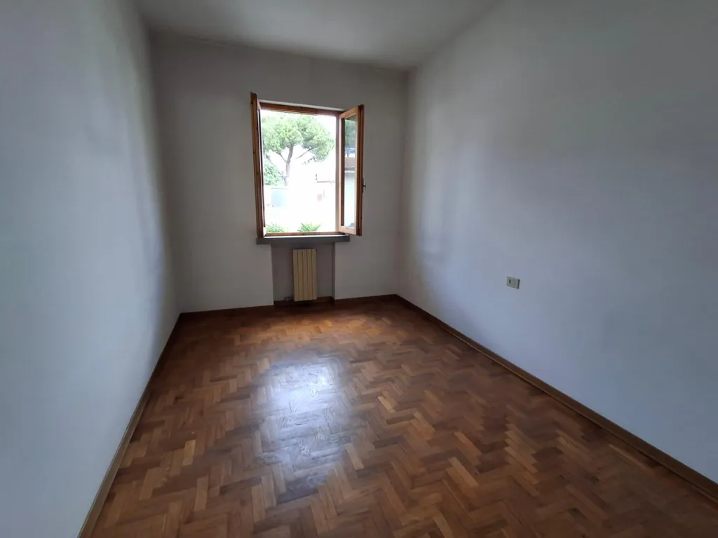 Pièces - Spacious Apartment with Terraces in Empoli
