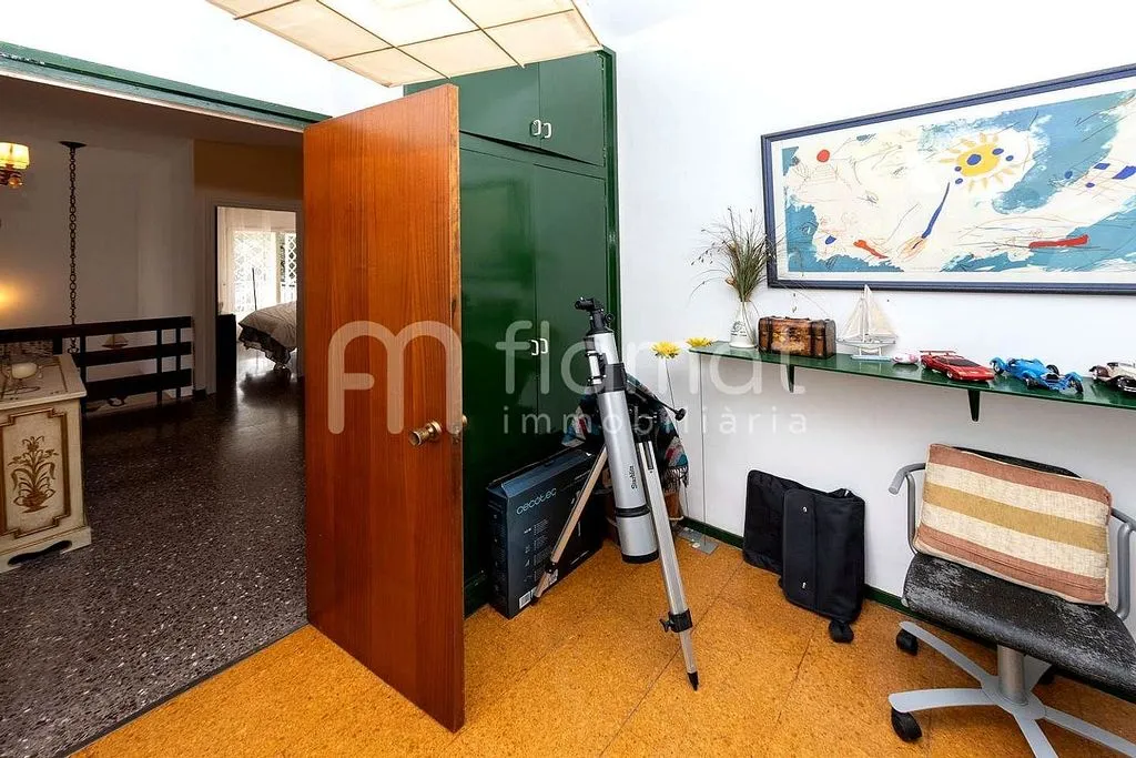 Bureau - Luxury Villa with Sea View in Lloret de Mar