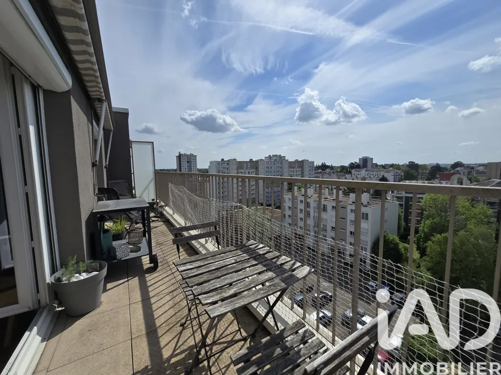Balcon - Appartement avec balcon-terrasse à Orléans