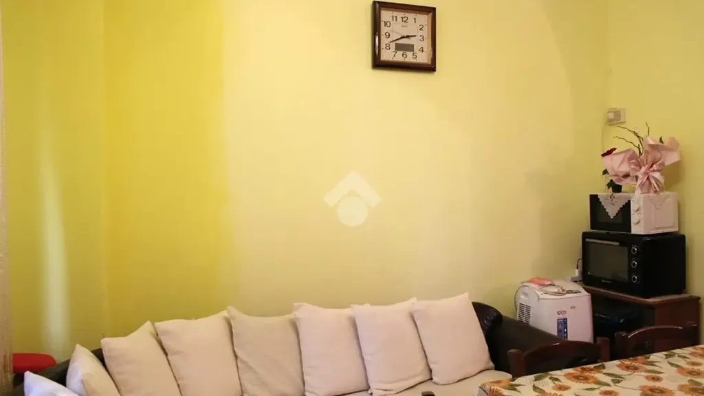 Elutuba - Fully Rented Flat with Balcony in Meldola