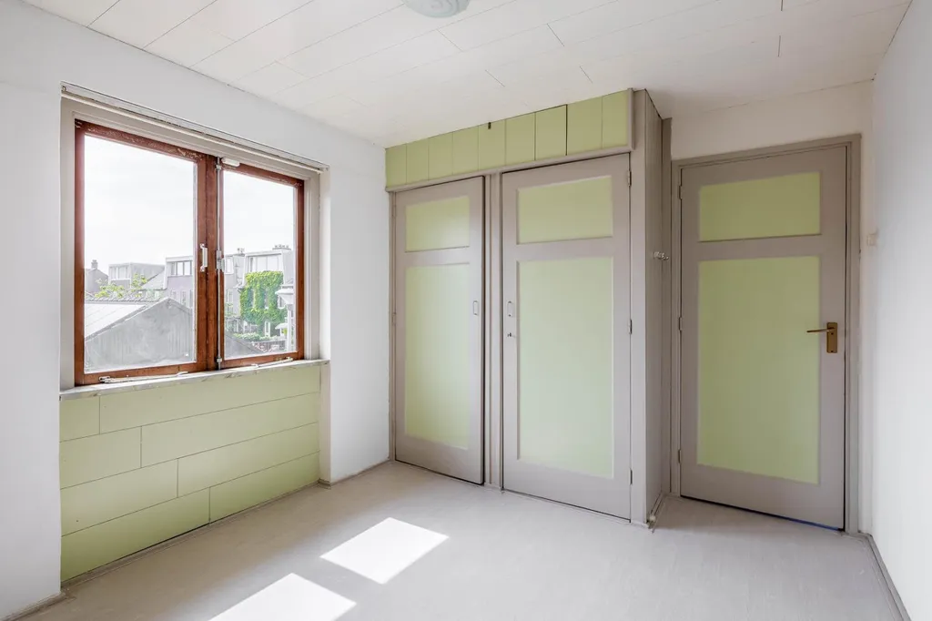 Chambres - 5-Bedroom House with Garden in Rhoon