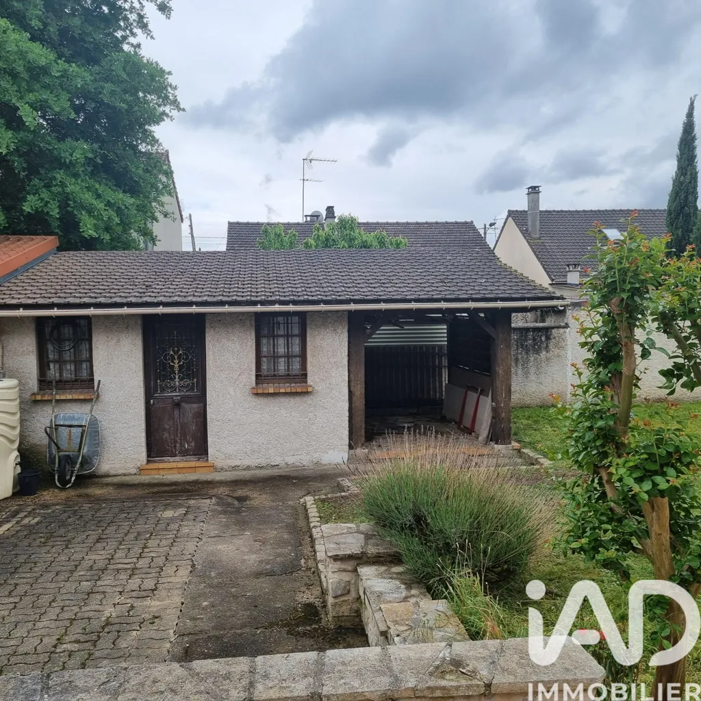 Jardin - Maison avec Jardin et Terrasse à Tremblay-En-France